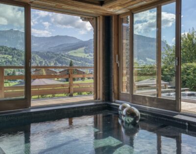 Modern Spa Chalet for 10 Guests, few minutes from the Slopes of Megeve