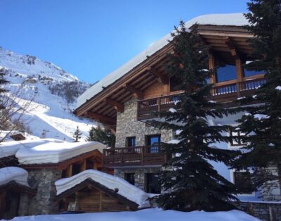 Modern Self-Catered Ski Apartment for 4 guests, in Val d’Isere, France