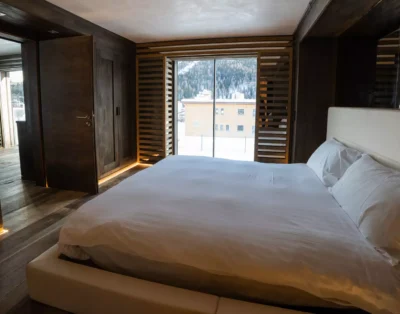 Saint-Moritz Ski Lodge Disabled Friendly with Fireplace for 7 Guests