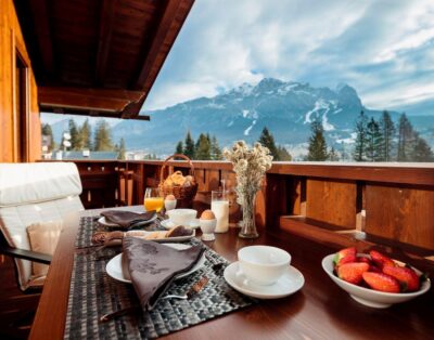 Catered Luxury Chalet with Incredible Facilities & Incredible Views over the Ampezzo Valley