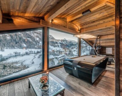 Pet-Friendly Catered Chalet with Indoor Swimming Pool, Outdoor Hot Tub & Sauna, in Tignes