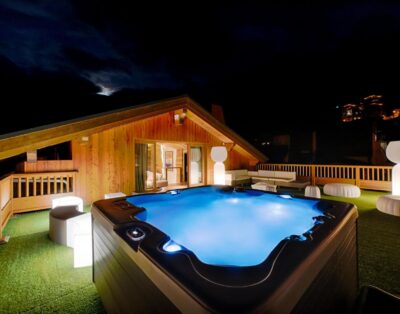 Self-Catered Penthouse with Sauna, Outdoor Jacuzzi & Fitness Room, in Tignes/Val d’Isère Ski Area