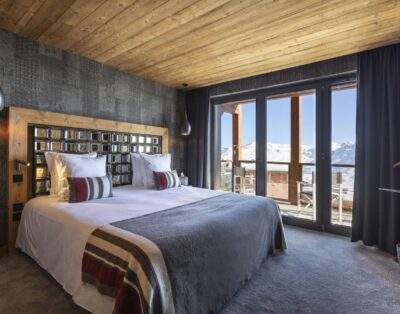 Ski In/Ski Out Spa Chalet with Spa & Gym in Val Thorens, France