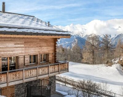 The Perfect Getaway Chalet with Hot Tub / Jacuzzi, Sauna & Mountain Views in Nendaz, 4 Vallees