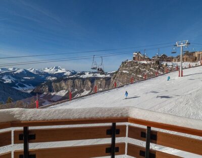 Catered Ski-In/Ski-Out with Swimming Pool, Hammam & Lift in Avoriaz, France