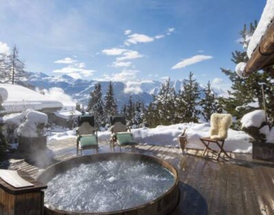 Stunning Ski Chalet with Pool, Hammam, Jacuzzi & Games Room in Verbier